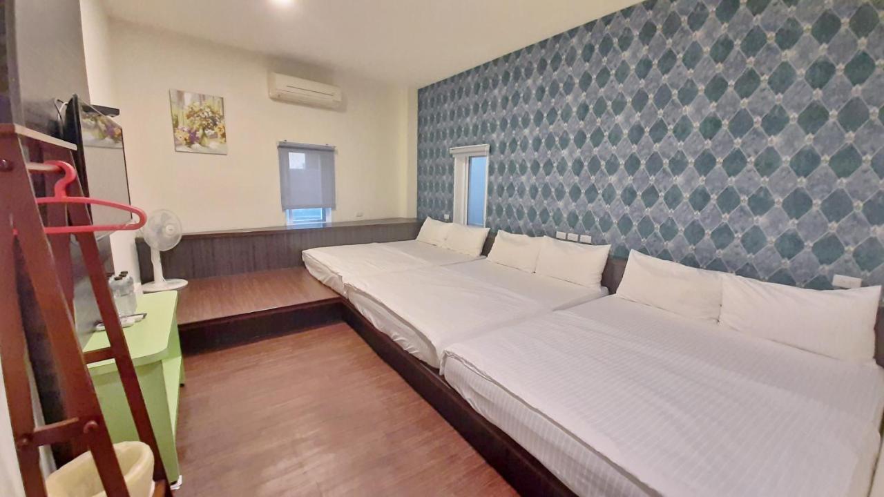 Home Sweet Beach Hotel Xiaoliuqiu Exterior foto